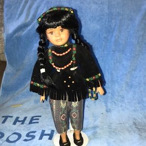Porcelain Native American doll 17” 💕